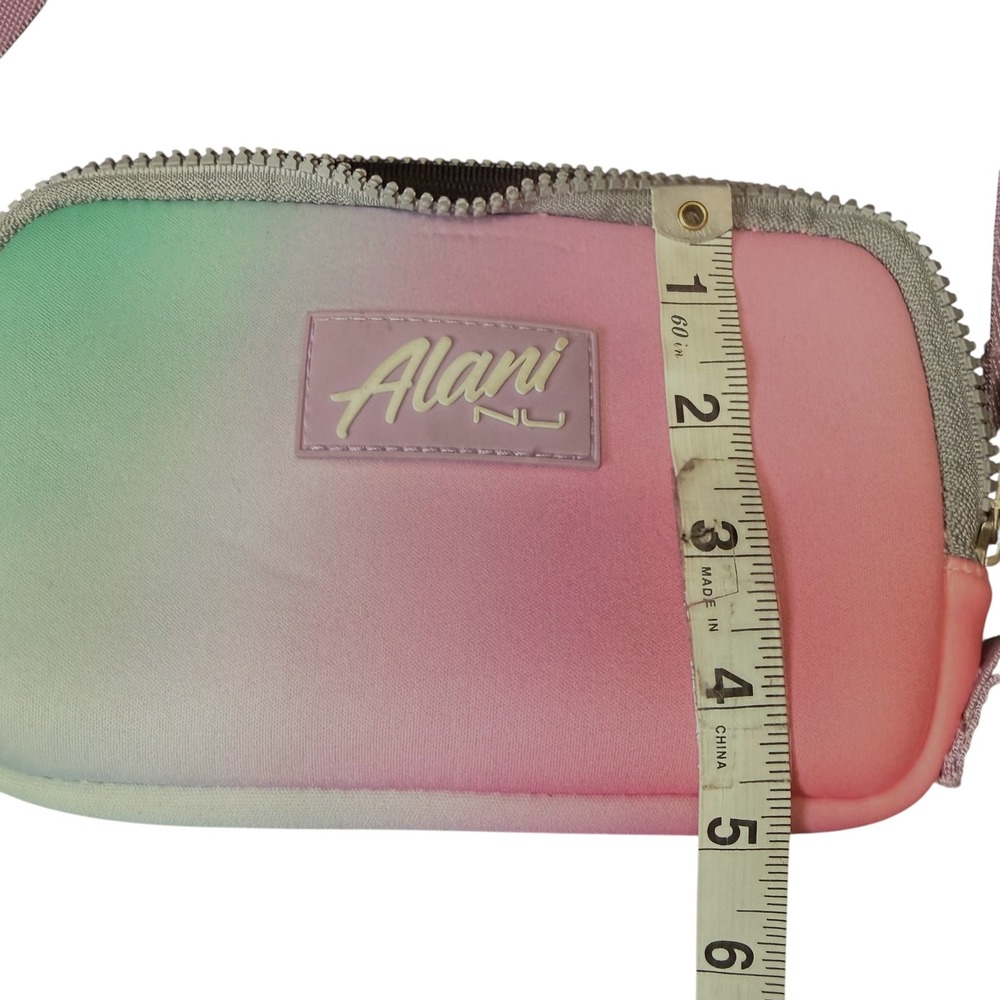 Alani Nu Crossbody Bag Purse Gradient Ombre Adjustable Strap‎ Casual - Picture 8 of 8